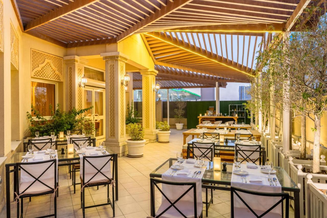 Moevenpick Hotel Доха Екстериор снимка