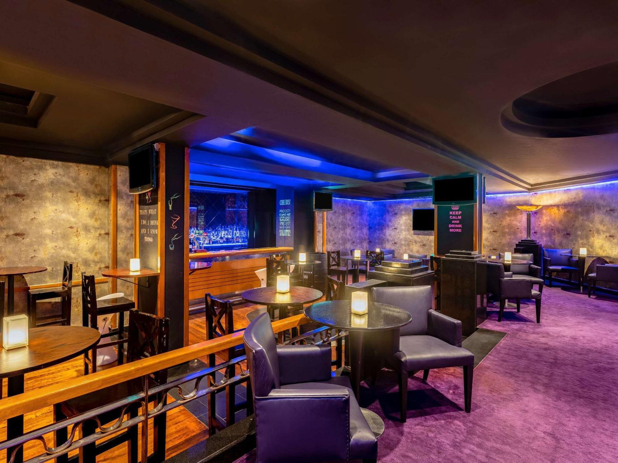 Moevenpick Hotel Доха Екстериор снимка
